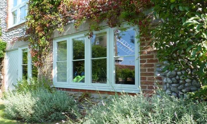UPVC windows that look and feel like wood